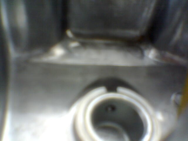 koso_schraube_wanne.jpg